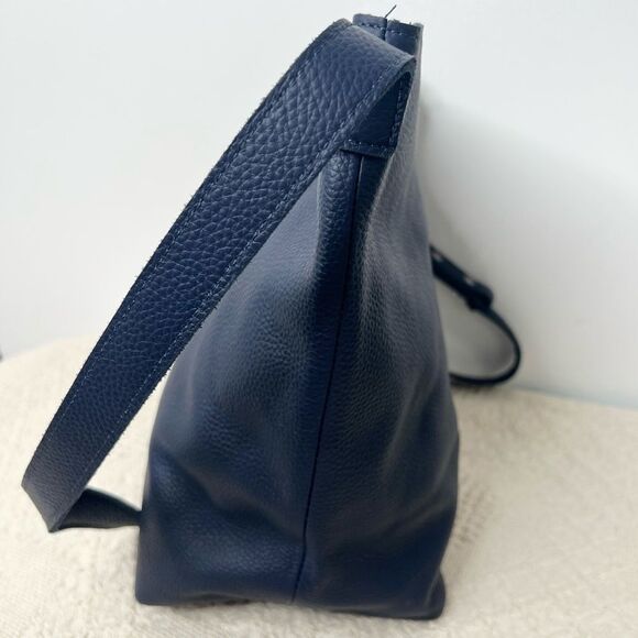 M.I.L.A Joanie Crossbody Bag Navy Leather Bucket - Picture 5 of 10